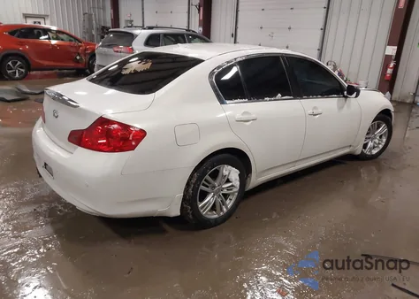 2013 Infiniti G37X z USA, uszkodzony, nr VIN JN1CV6AR8DM355210